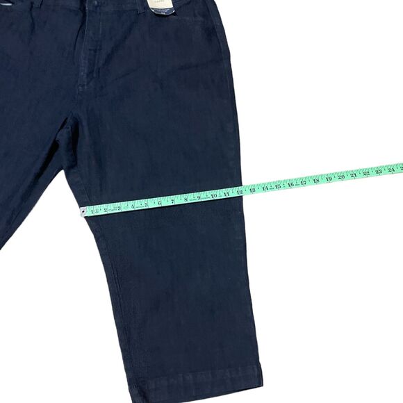 Women's St. Johns Bay Crop Pants Blue Denim Mid Rise Capri SZ/ 20 TALL - Picture 9 of 13